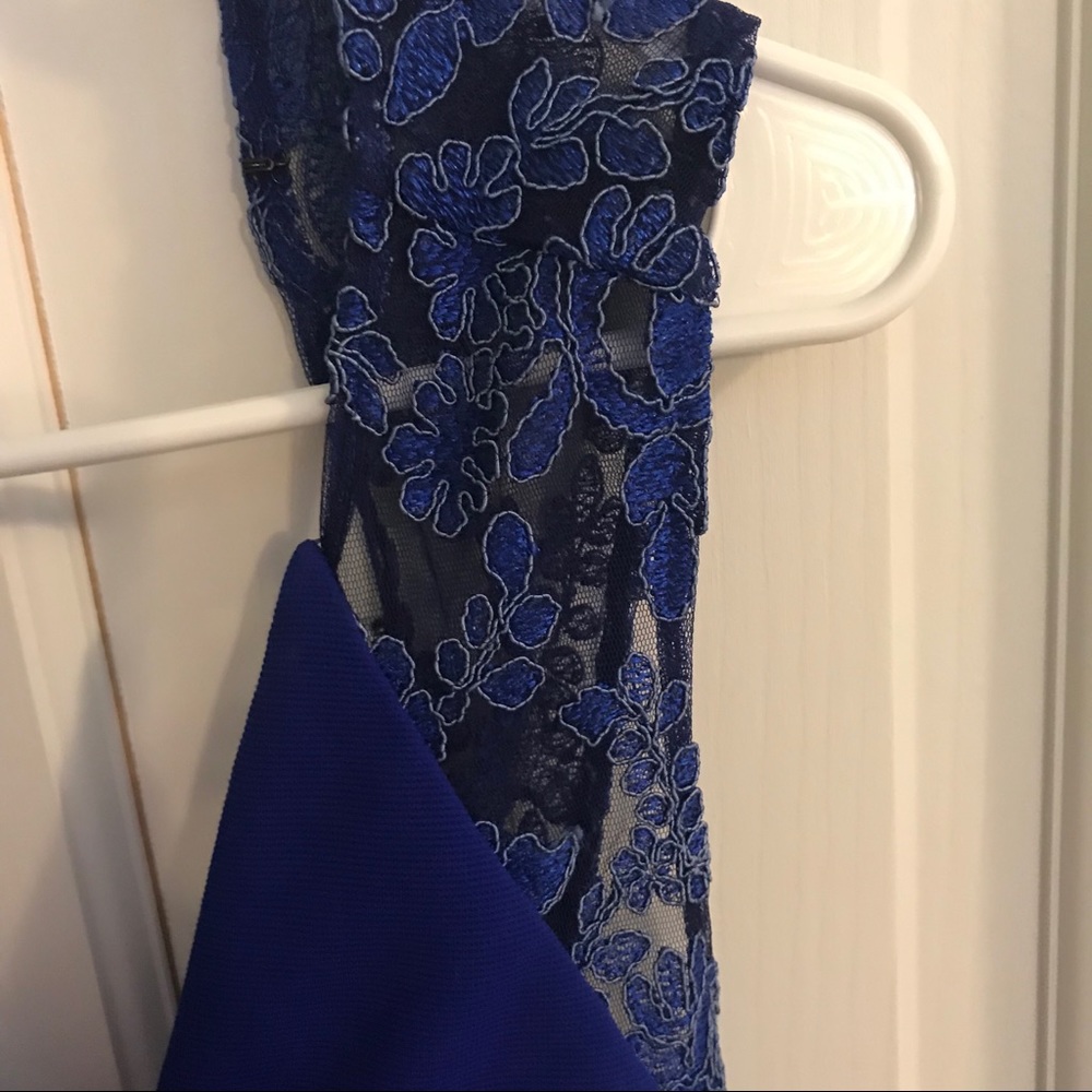 BLUE LACE PROM DRESS - Picture 3 of 5